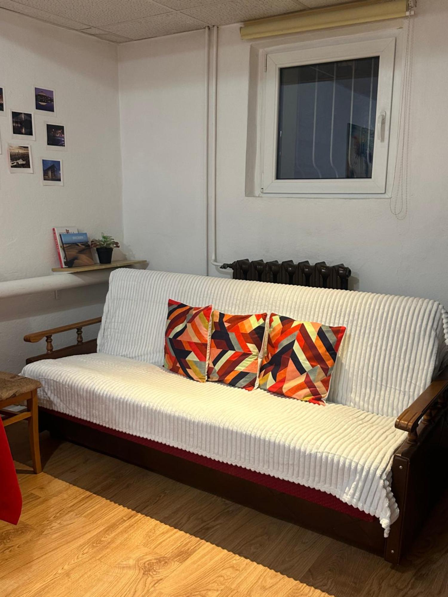 Hotel Travel House Breslavia Esterno foto