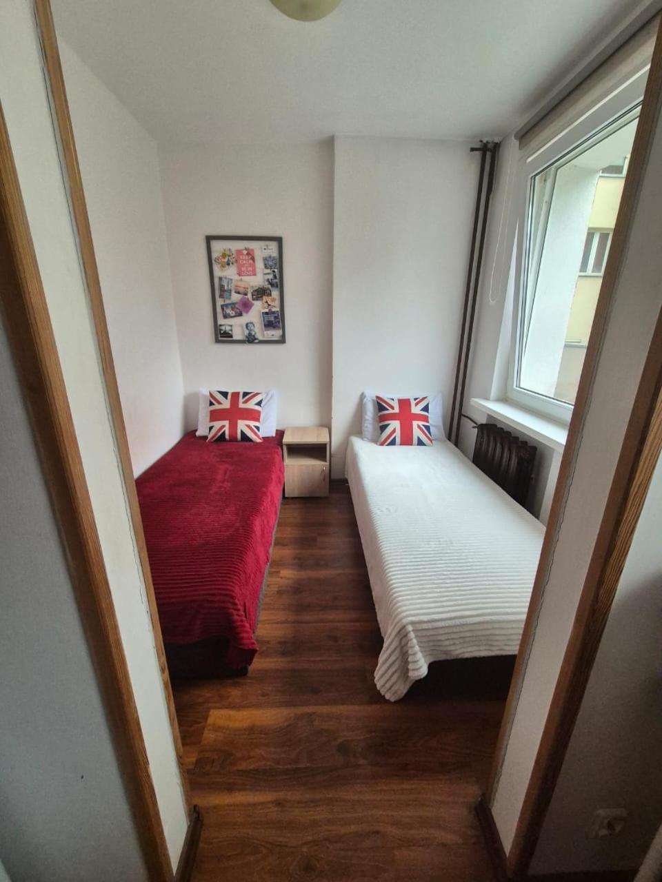 Hotel Travel House Breslavia Esterno foto