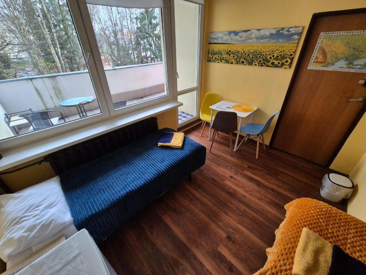 Hotel Travel House Breslavia Esterno foto
